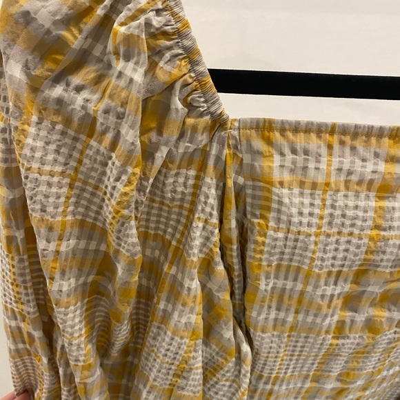 Anthropologie Maeve Balloon sleeves crop top - Picture 3 of 3